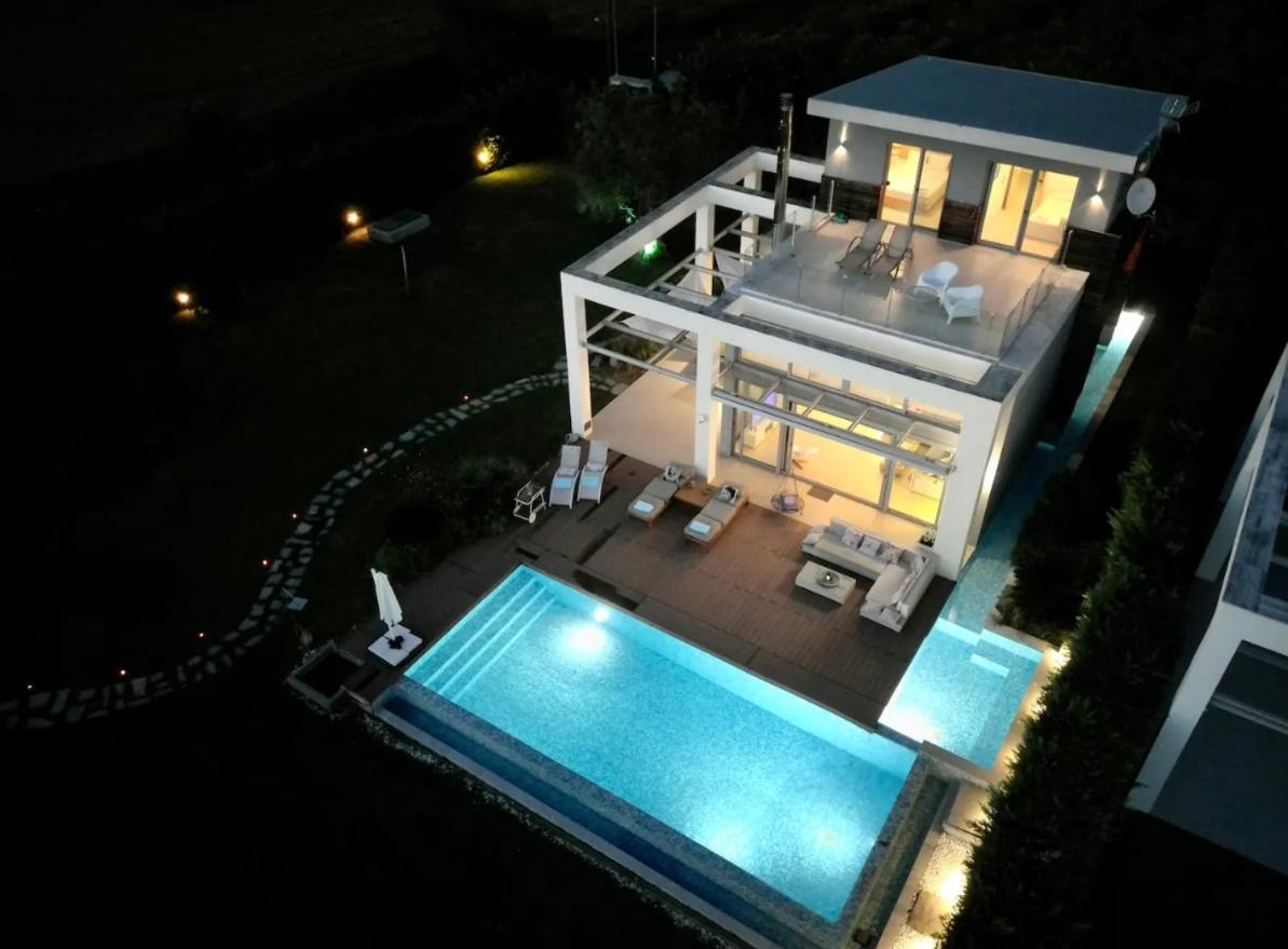 Island Villa Sani Sea View Exterior photo